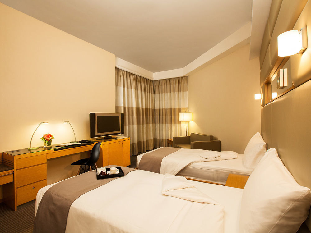 Hotel Panorama Гонконг Экстерьер фото