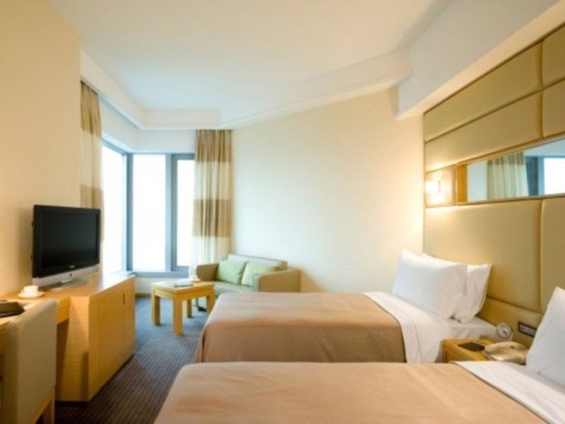 Hotel Panorama Гонконг Экстерьер фото